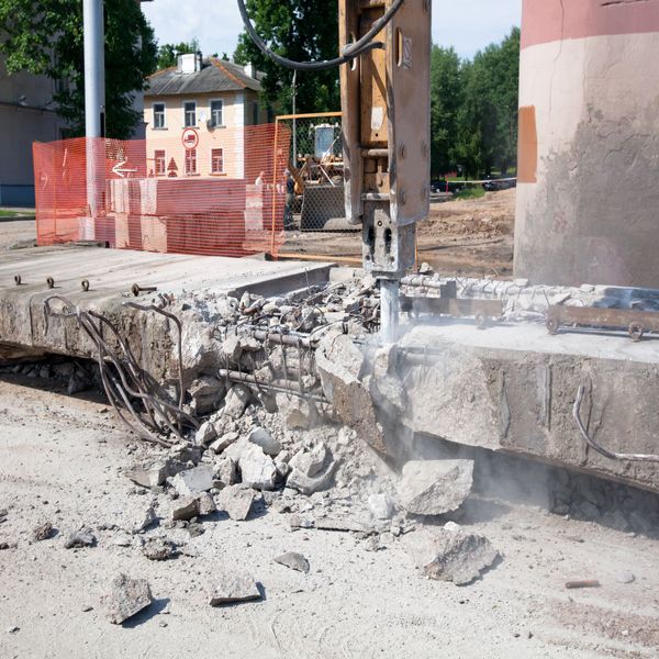 Concrete breakup and removal